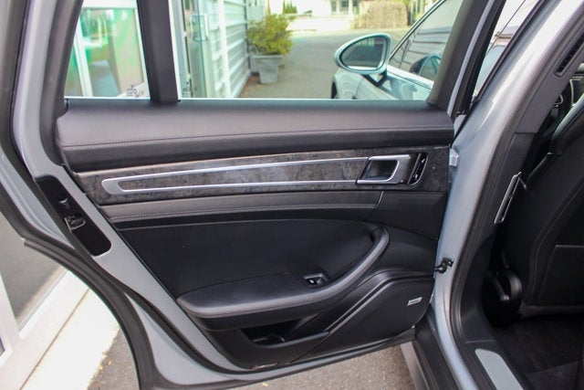 2017 Porsche Panamera 4S