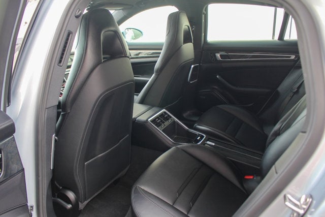 2017 Porsche Panamera 4S