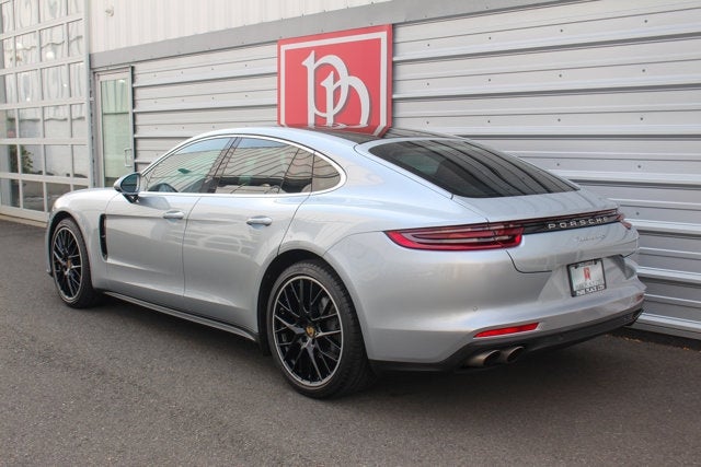 2017 Porsche Panamera 4S