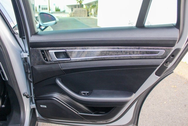 2017 Porsche Panamera 4S