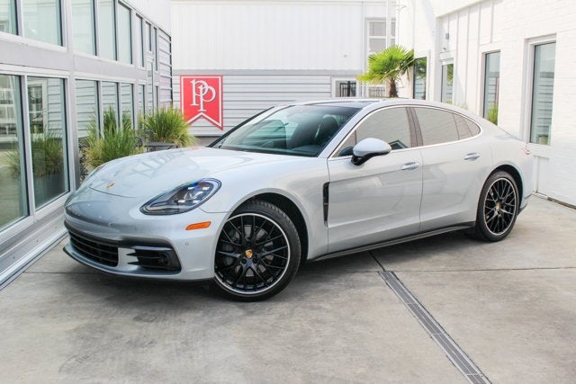 2017 Porsche Panamera 4S