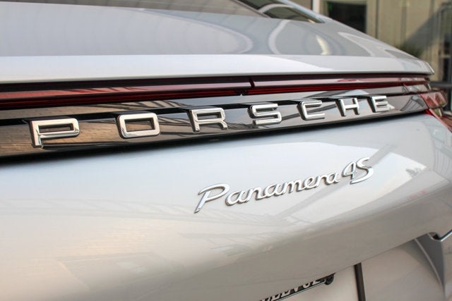 2017 Porsche Panamera 4S