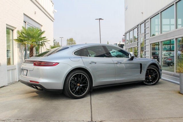 2017 Porsche Panamera 4S