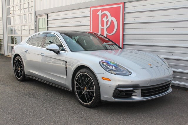 2017 Porsche Panamera 4S