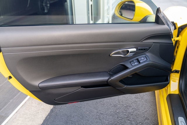 2016 Porsche Cayman S