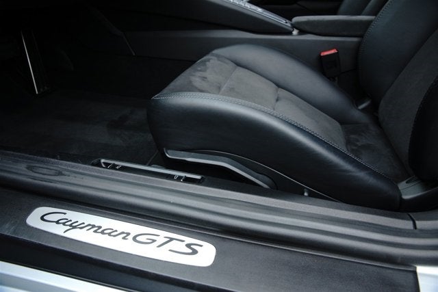 2015 Porsche Cayman GTS