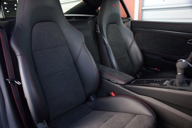 2015 Porsche Cayman GTS