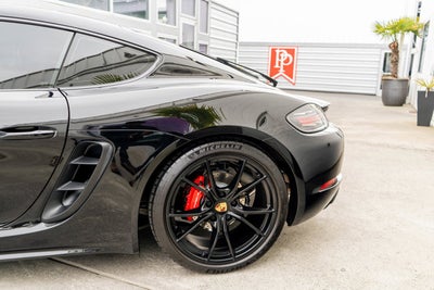 2024 Porsche 718 Cayman S
