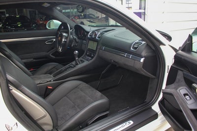 2015 Porsche Cayman GTS