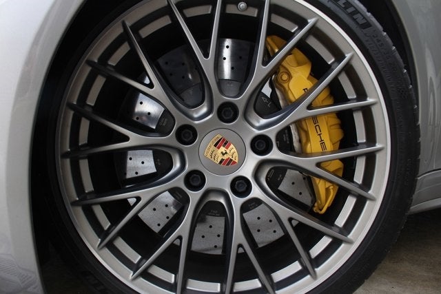 2017 Porsche 911 Carrera 4S Coupe