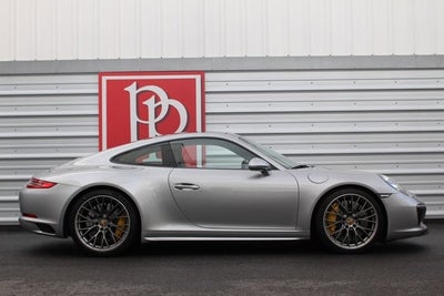 2017 Porsche 911 Carrera 4S Coupe