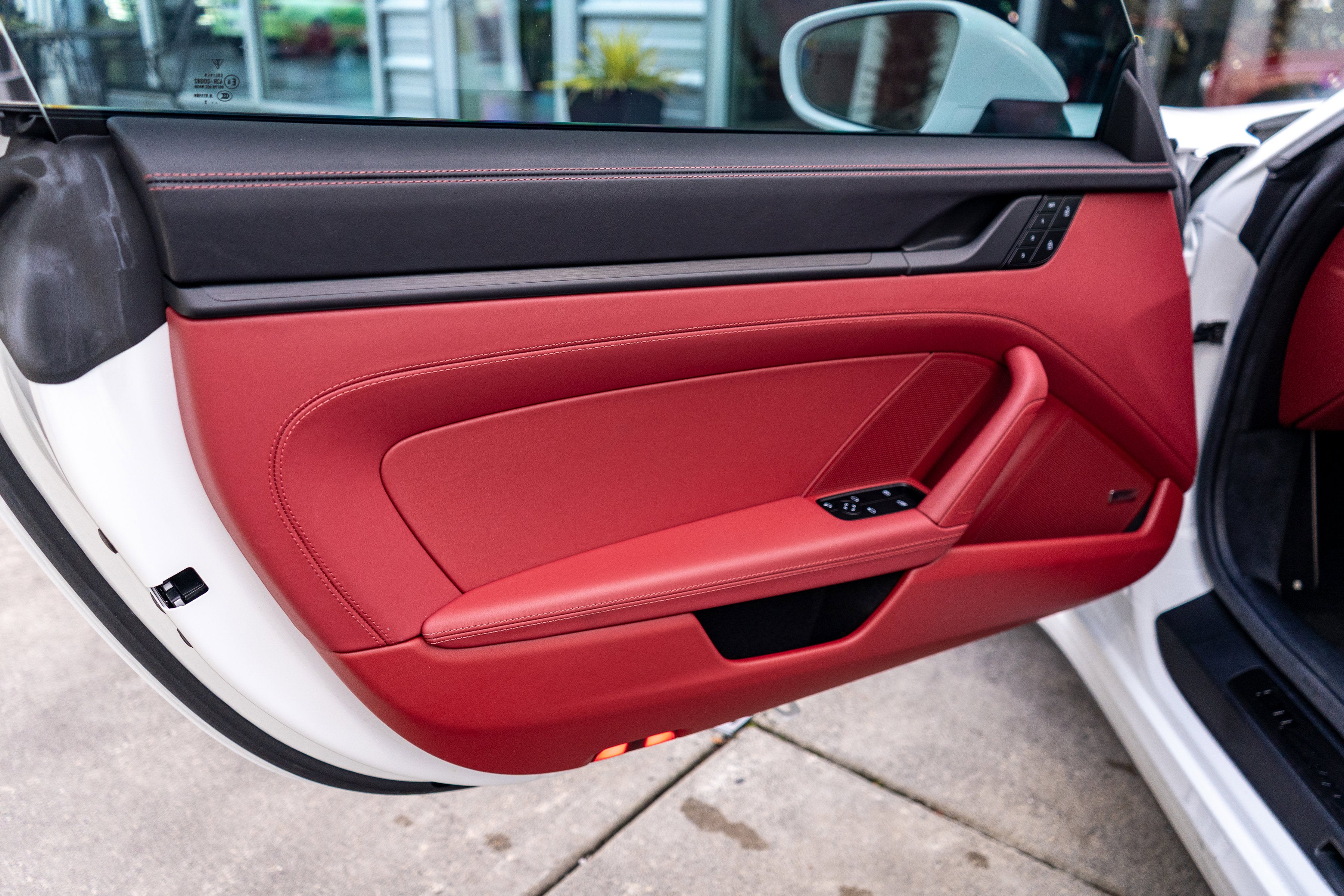 2024 Porsche 911 Carrera 4 GTS