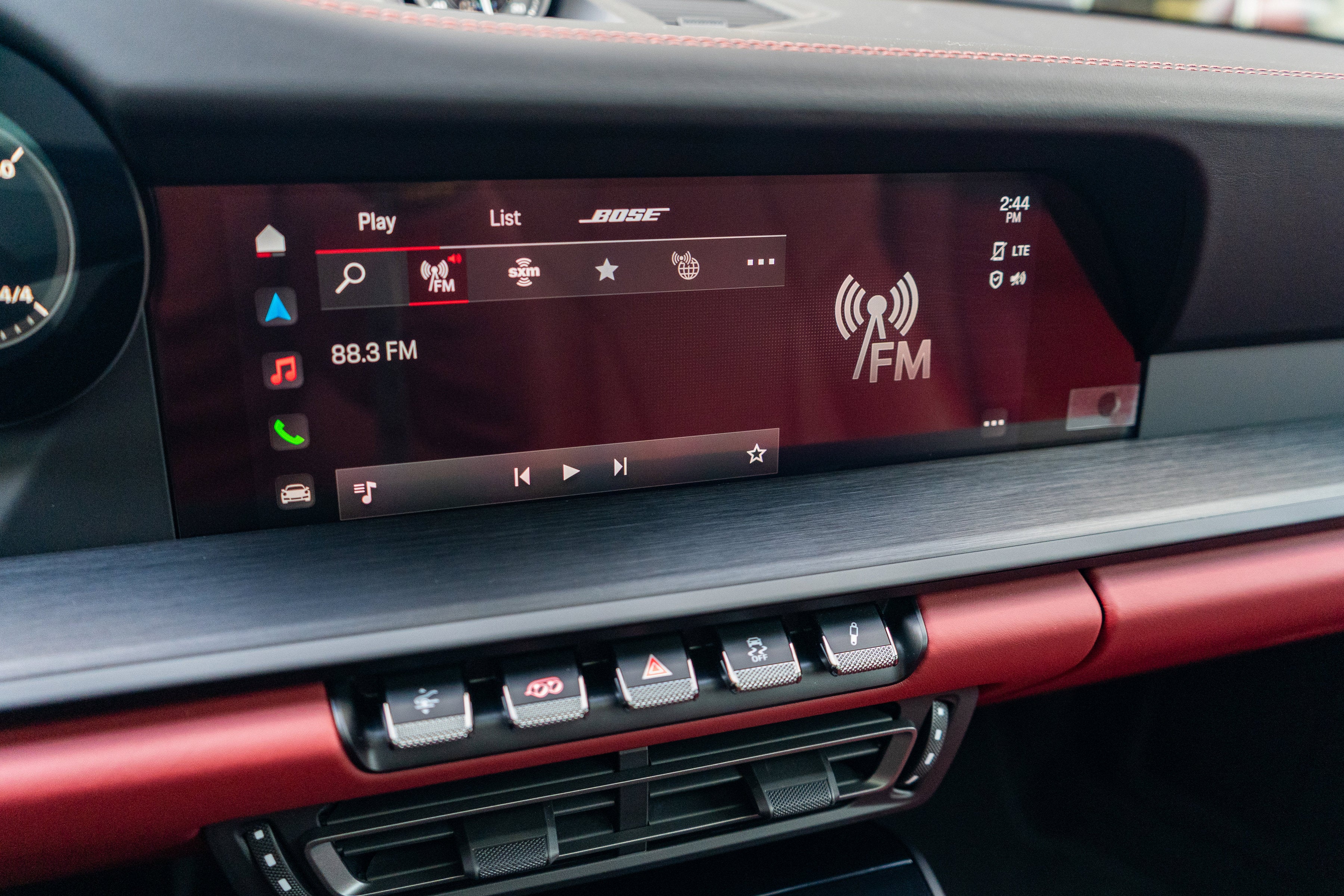 2024 Porsche 911 Carrera 4 GTS