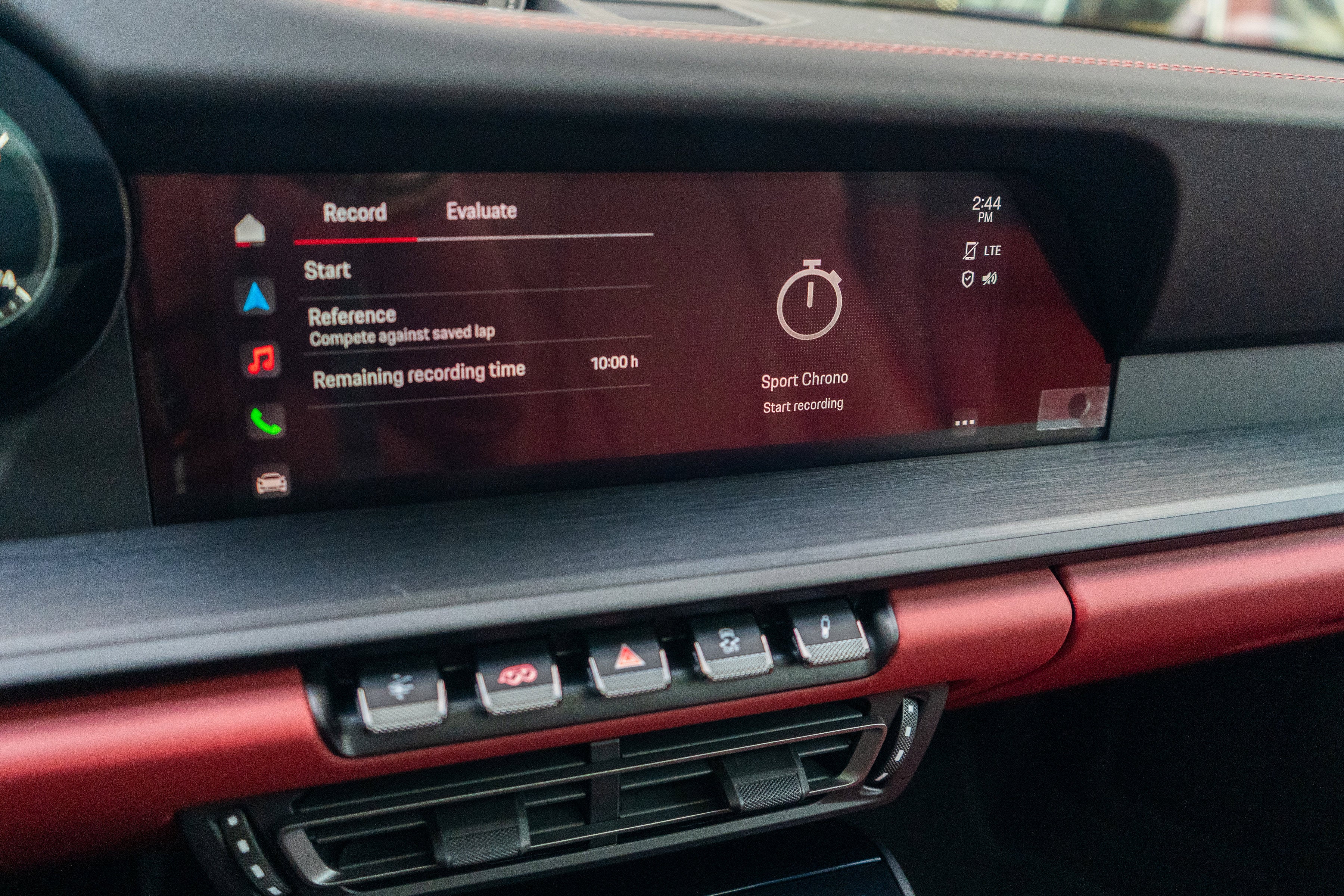 2024 Porsche 911 Carrera 4 GTS