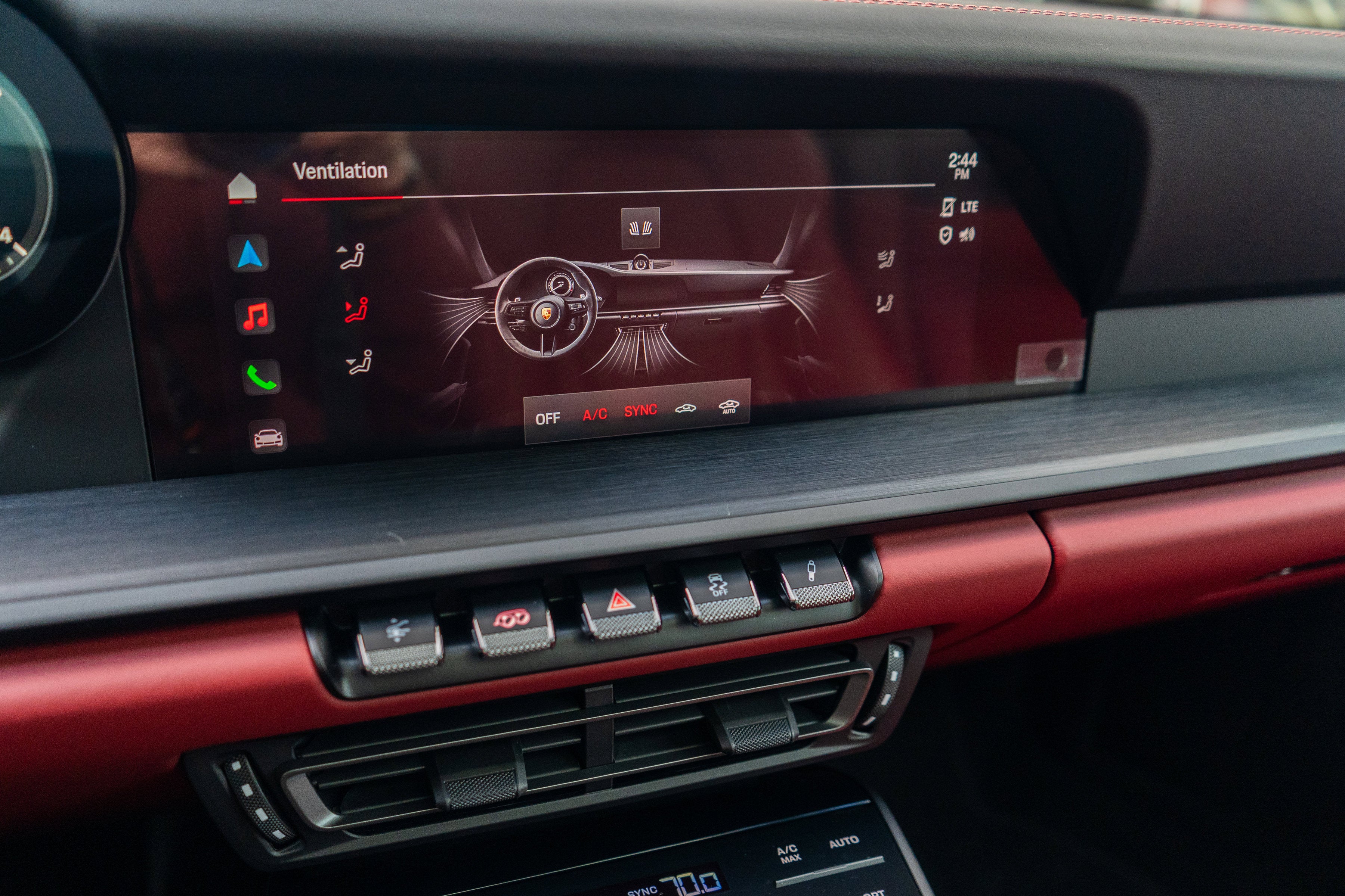 2024 Porsche 911 Carrera 4 GTS