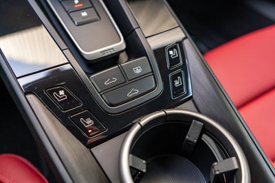 2024 Porsche 911 Carrera 4 GTS