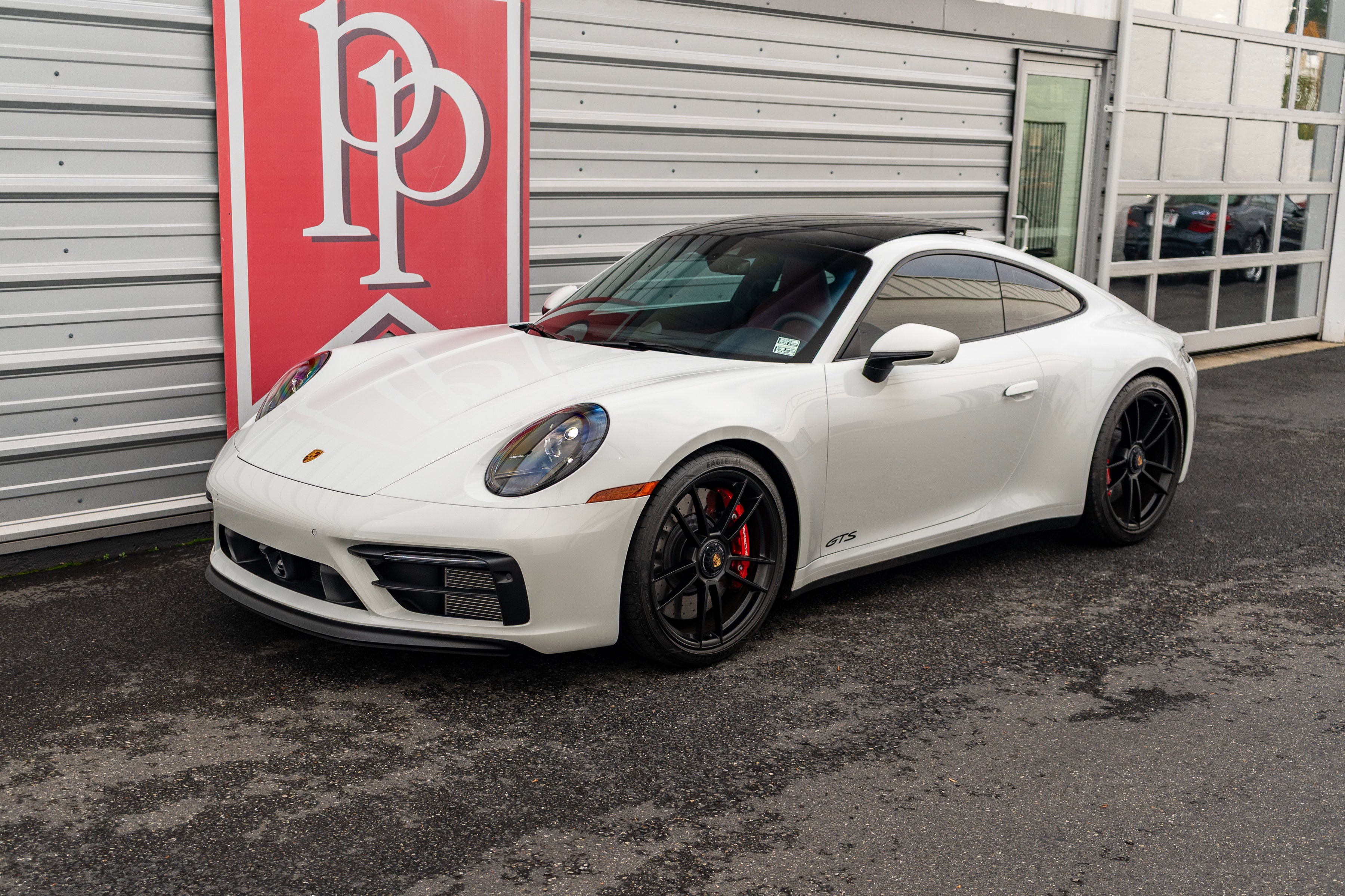 2024 Porsche 911 Carrera 4 GTS