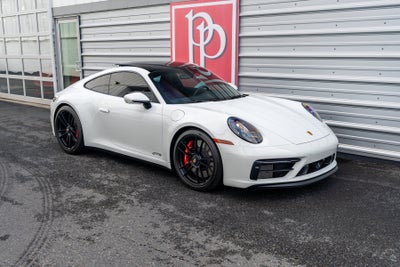 2024 Porsche 911 Carrera 4 GTS