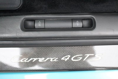 2012 Porsche 911 Carrera 4 GTS