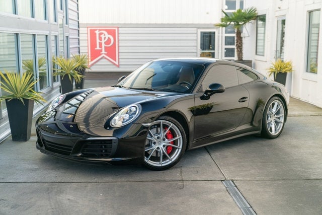 2017 Porsche 911 Carrera 4S