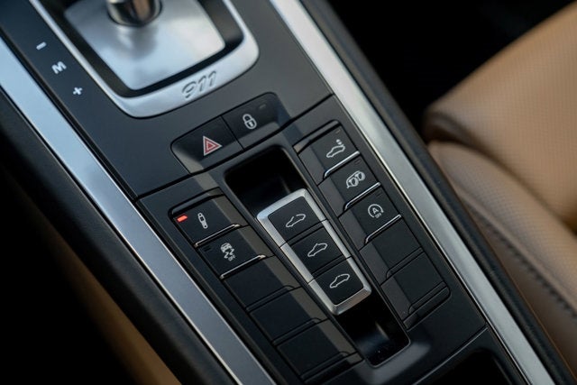 2017 Porsche 911 Carrera 4S