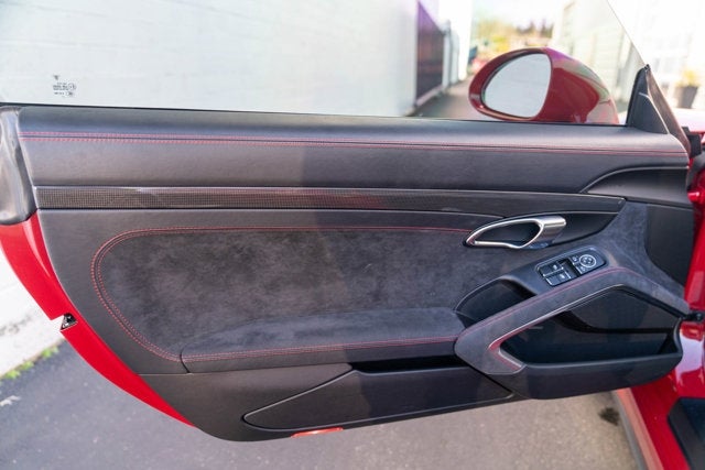 2017 Porsche 911 Carrera GTS