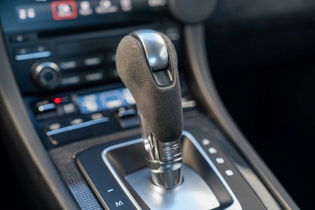 2017 Porsche 911 Carrera GTS