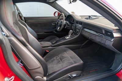 2017 Porsche 911 Carrera GTS