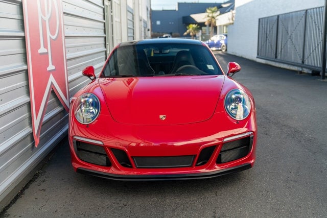 2017 Porsche 911 Carrera GTS