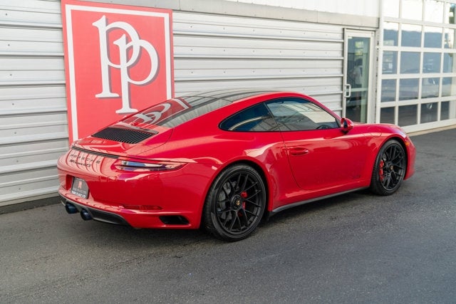 2017 Porsche 911 Carrera GTS