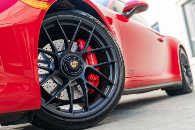 2017 Porsche 911 Carrera GTS