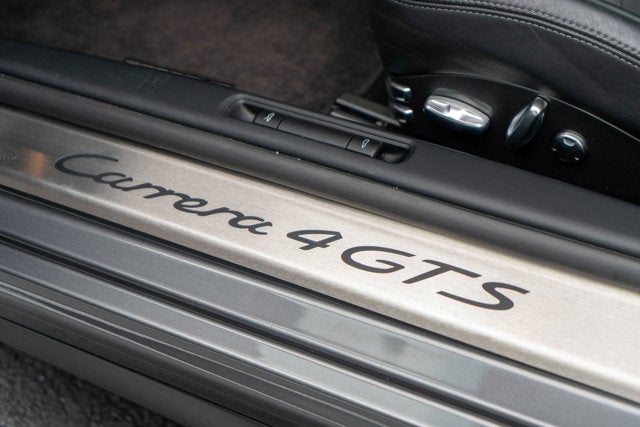 2012 Porsche 911 Carrera 4 GTS