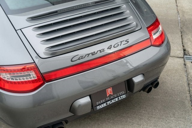 2012 Porsche 911 Carrera 4 GTS