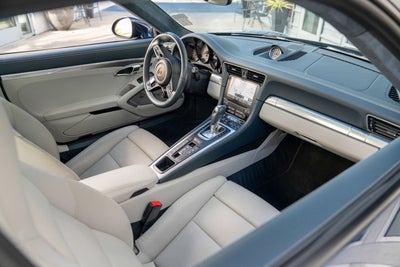 2018 Porsche 911 Carrera 4S
