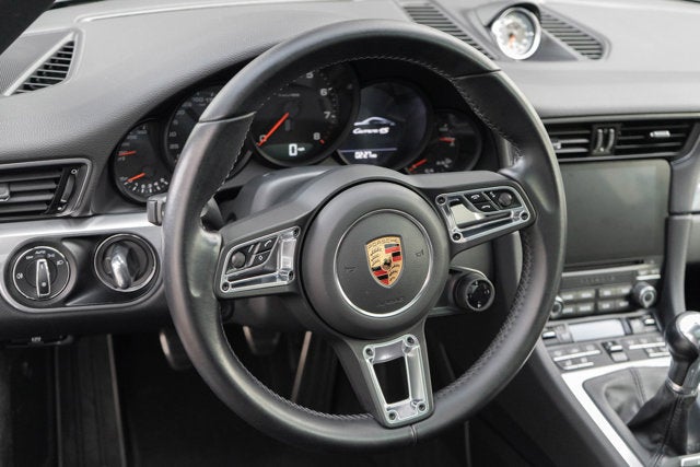 2018 Porsche 911 Carrera 4S