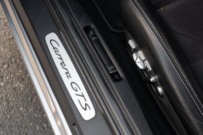 2016 Porsche 911 Carrera GTS