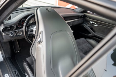 2016 Porsche 911 Carrera GTS