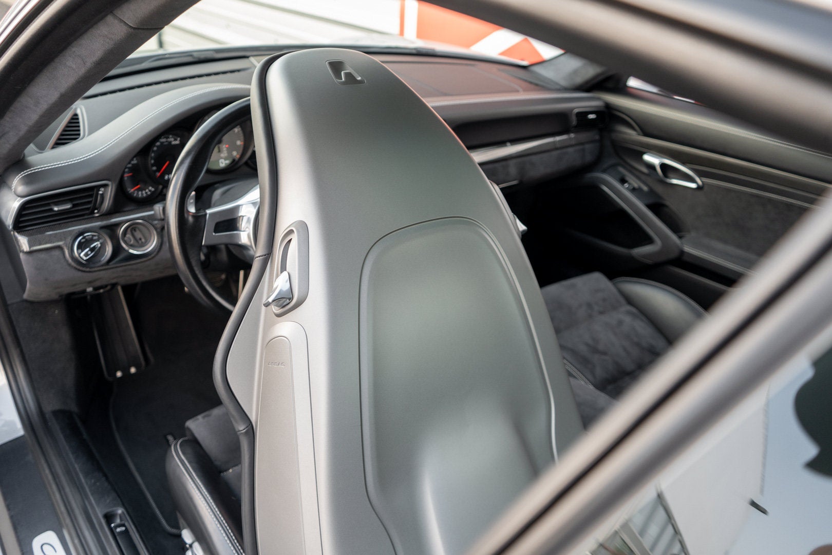 2016 Porsche 911 Carrera GTS