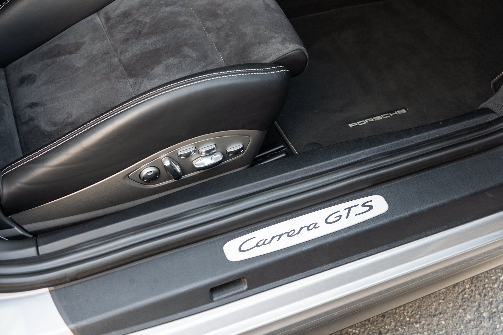 2016 Porsche 911 Carrera GTS