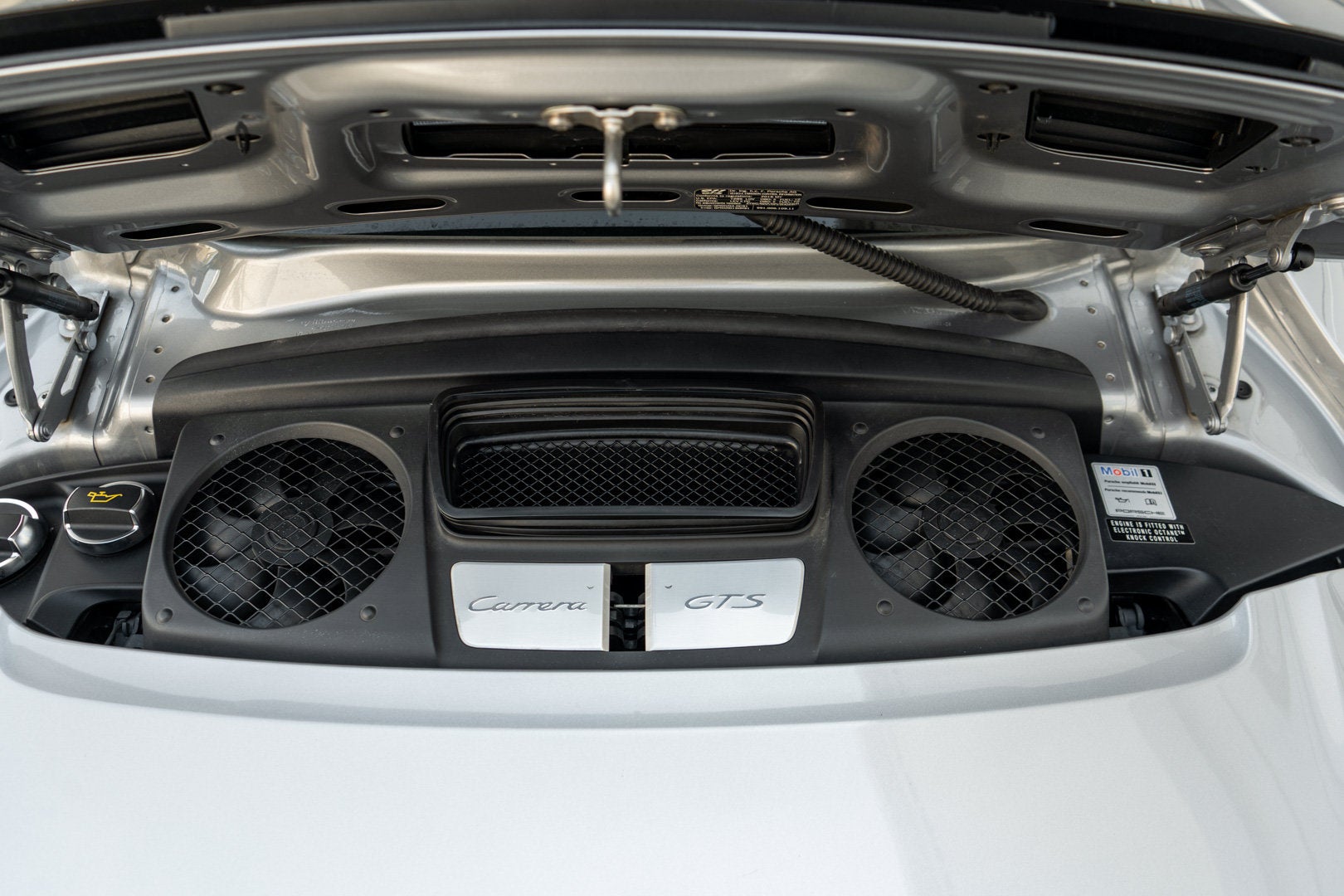 2016 Porsche 911 Carrera GTS