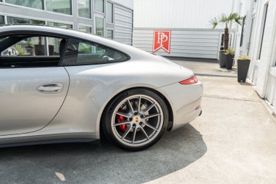 2016 Porsche 911 Carrera GTS