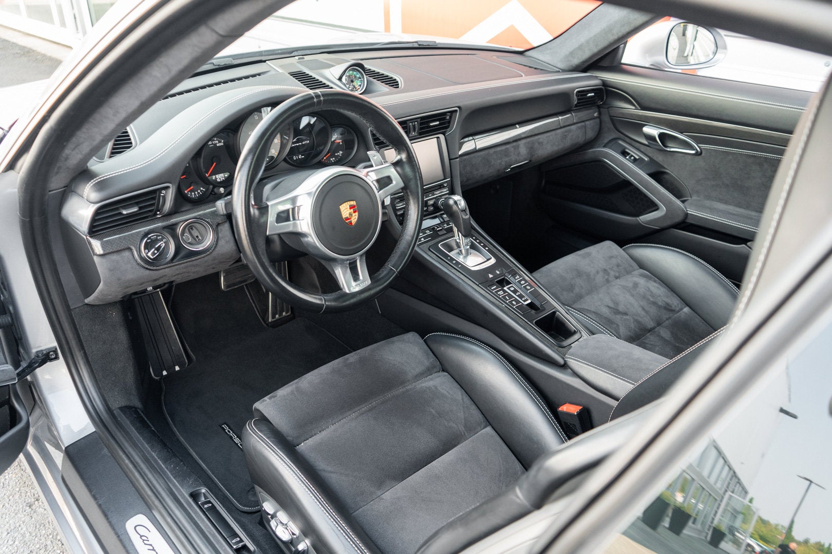 2016 Porsche 911 Carrera GTS