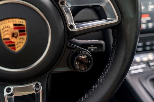 2017 Porsche 911 Carrera GTS