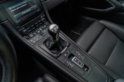 2017 Porsche 911 Carrera GTS