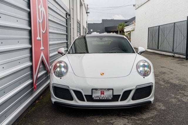 2017 Porsche 911 Carrera GTS