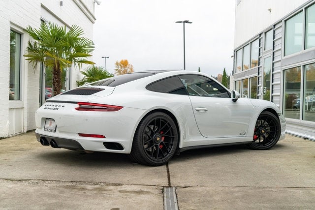 2017 Porsche 911 Carrera GTS