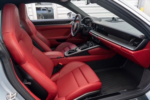 2020 Porsche 911 Carrera 4S