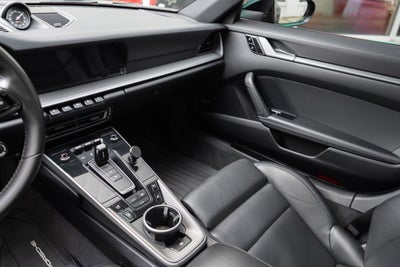 2020 Porsche 911 Carrera 4S