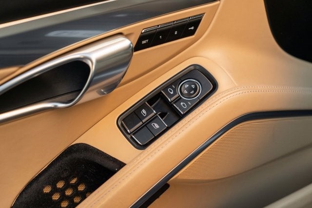 2017 Porsche 911 Carrera 4S