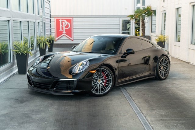 2017 Porsche 911 Carrera 4S